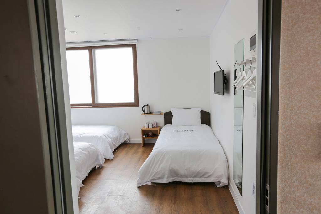 Petercat Hotel Insadong Сеул Екстериор снимка