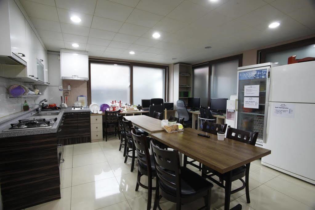 Petercat Hotel Insadong Сеул Екстериор снимка